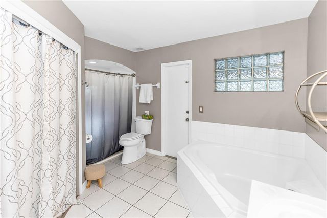 105 BREEZEWOOD DRIVE, Debary, FL 32713