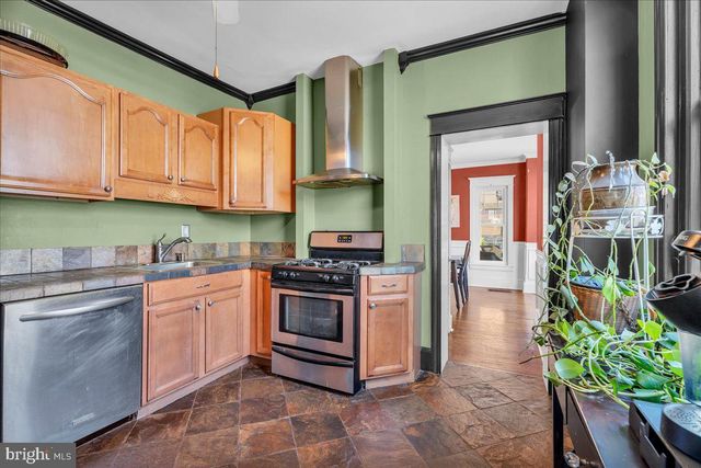 84 N MAPLE ST, Woodbury, NJ 08096