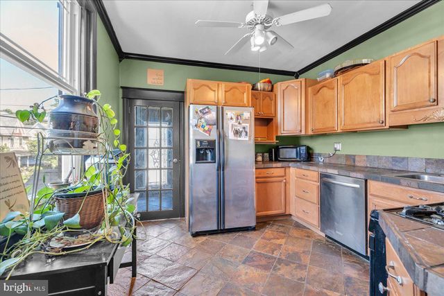 84 N MAPLE ST, Woodbury, NJ 08096