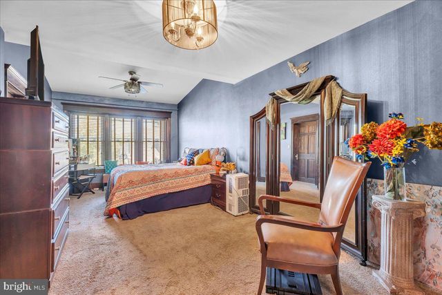 84 N MAPLE ST, Woodbury, NJ 08096