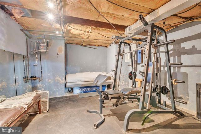 84 N MAPLE ST, Woodbury, NJ 08096