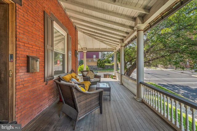 84 N MAPLE ST, Woodbury, NJ 08096