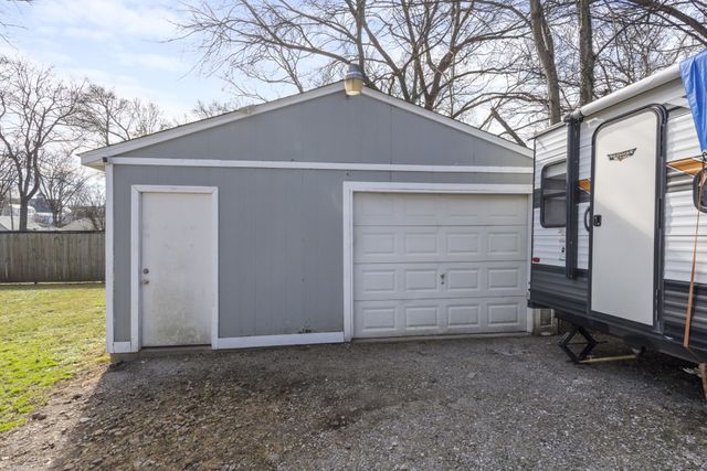 111 1st Ave, Mount Pleasant, TN 38474