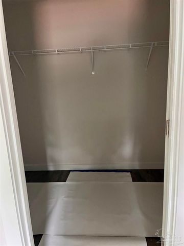 356 Mckinnon Ln, Pensacola, FL 32534