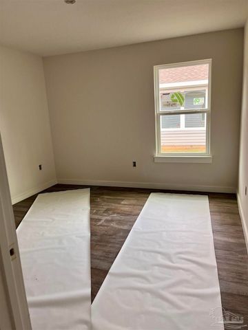 356 Mckinnon Ln, Pensacola, FL 32534