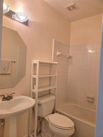 4306 Lakeside Meadow Drive, Missouri City, TX 77459