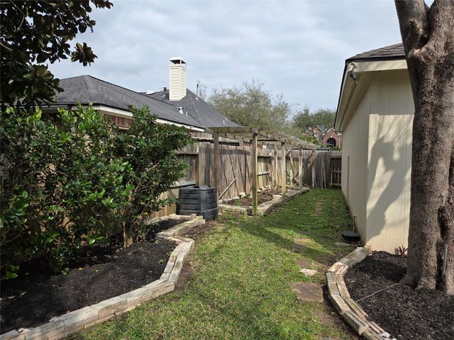 4306 Lakeside Meadow Drive, Missouri City, TX 77459