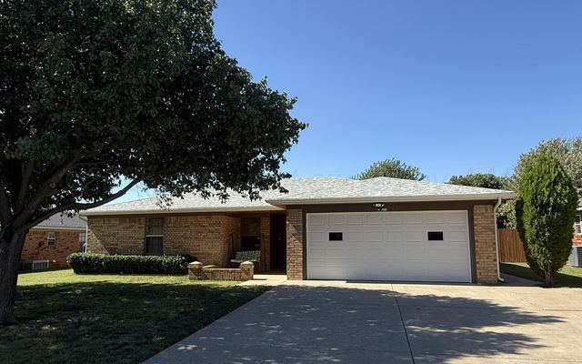 1525 N Nelson Street, Pampa, TX 79065