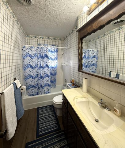 1525 N Nelson Street, Pampa, TX 79065