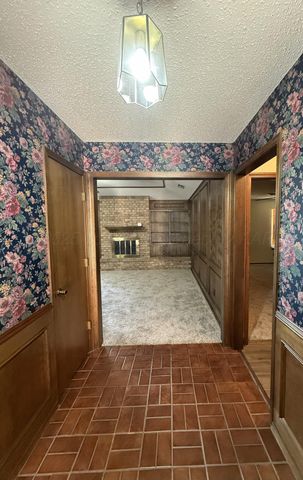 1525 N Nelson Street, Pampa, TX 79065