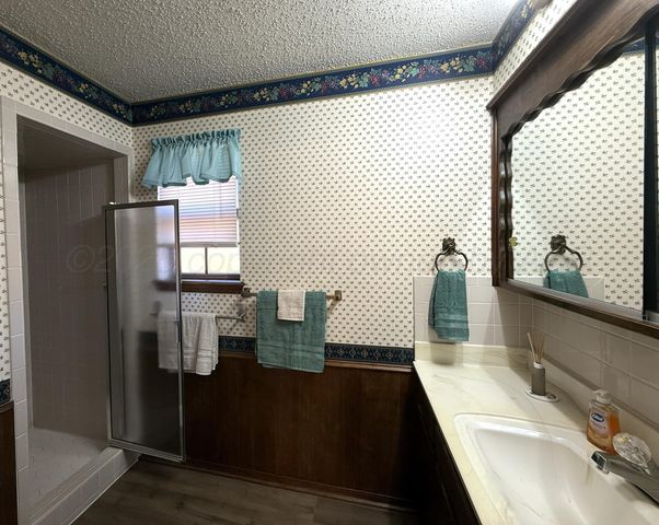 1525 N Nelson Street, Pampa, TX 79065