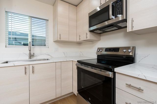 4824 26 Rolando Blvd, San Diego, CA 92115