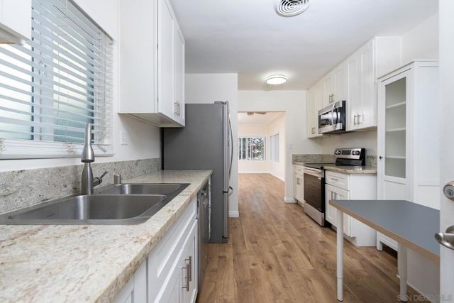 4824 26 Rolando Blvd, San Diego, CA 92115
