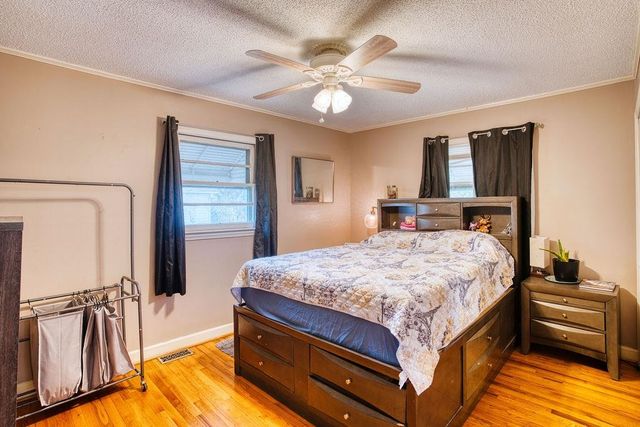 406 W Hillcrest Avenue, Union, SC 29379