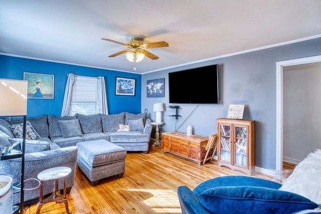 406 W Hillcrest Avenue, Union, SC 29379