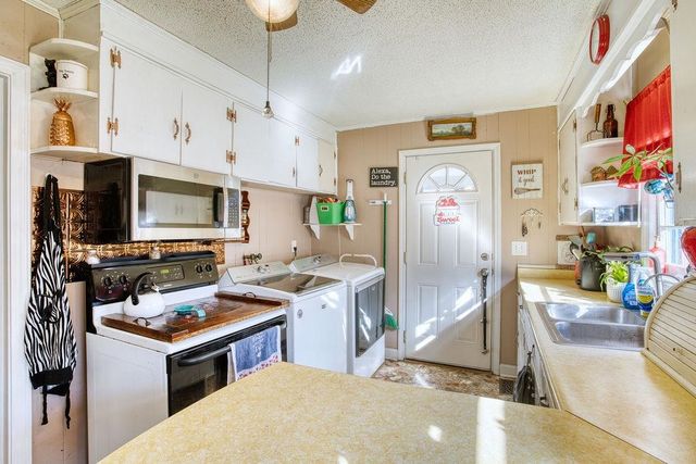 406 W Hillcrest Avenue, Union, SC 29379