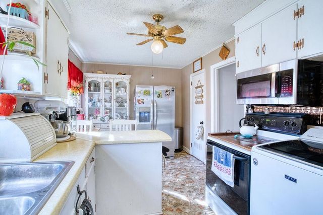 406 W Hillcrest Avenue, Union, SC 29379