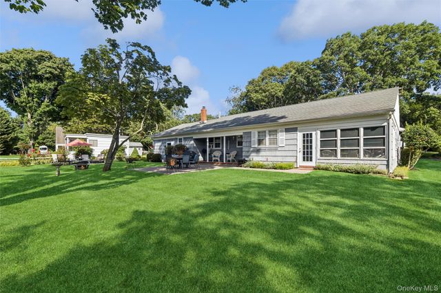 270 Opechee Avenue, Southold, NY 11971
