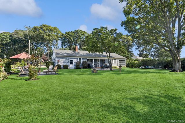 270 Opechee Avenue, Southold, NY 11971