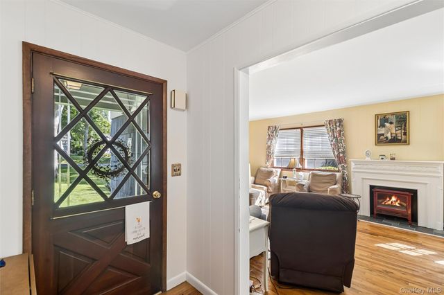 270 Opechee Avenue, Southold, NY 11971