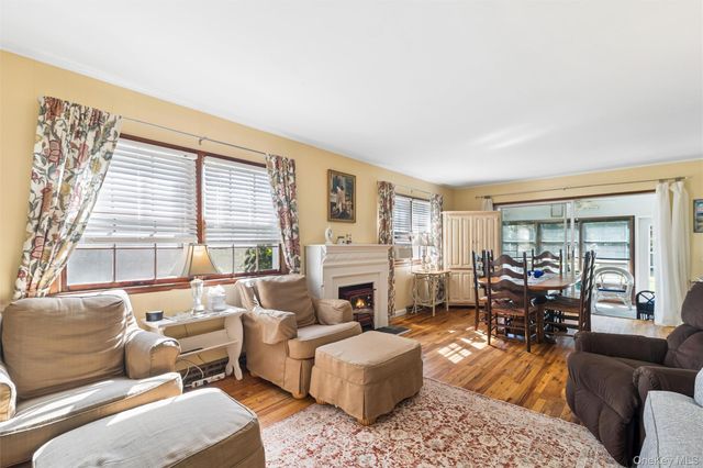 270 Opechee Avenue, Southold, NY 11971