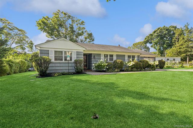 270 Opechee Avenue, Southold, NY 11971