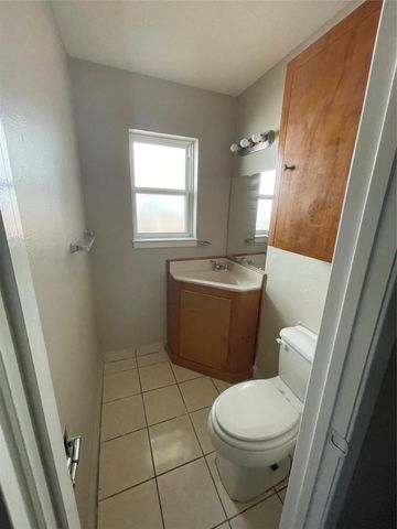 1212 Avenue M, South Houston, TX 77587