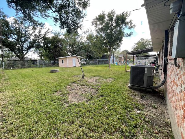 1212 Avenue M, South Houston, TX 77587