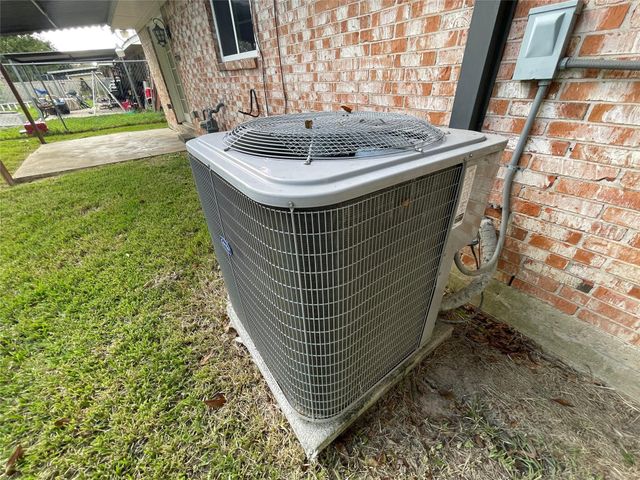 1212 Avenue M, South Houston, TX 77587