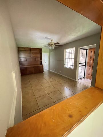 1212 Avenue M, South Houston, TX 77587