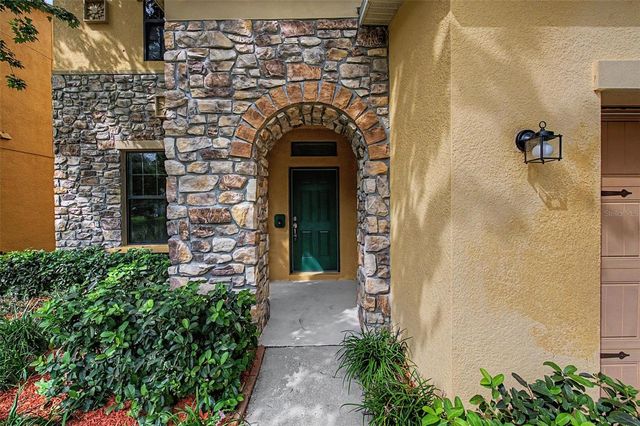 440 WESTCHESTER HILLS LANE, Valrico, FL 33594