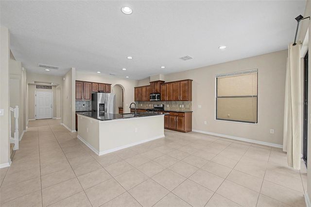 440 WESTCHESTER HILLS LANE, Valrico, FL 33594