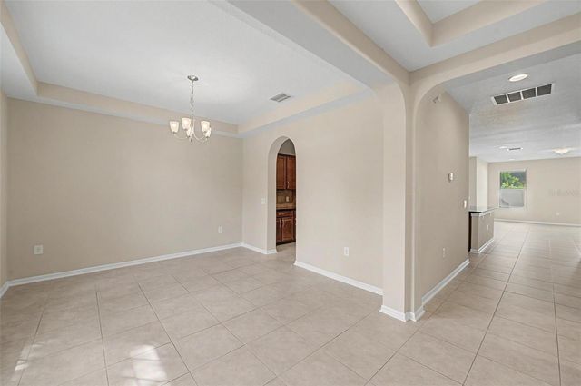 440 WESTCHESTER HILLS LANE, Valrico, FL 33594