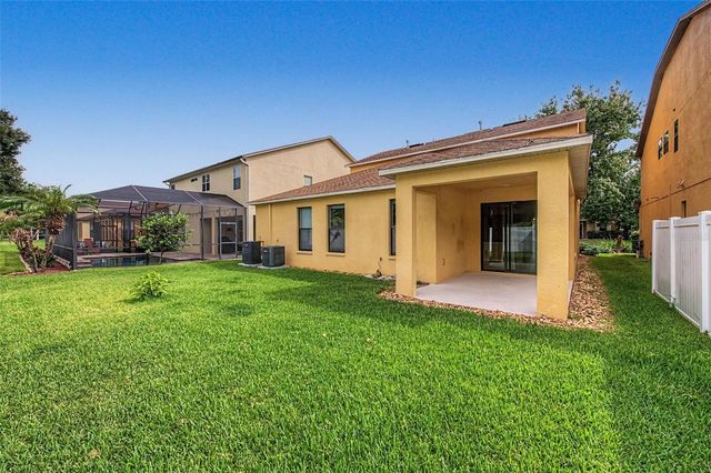 440 WESTCHESTER HILLS LANE, Valrico, FL 33594