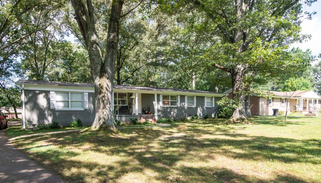 207 Old Fort St, Tullahoma, TN 37388