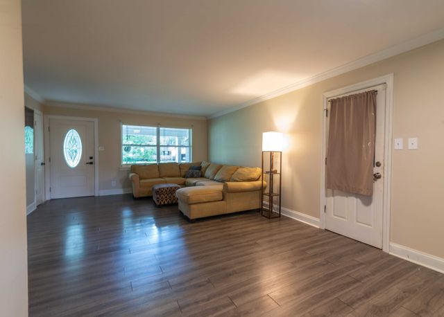 207 Old Fort St, Tullahoma, TN 37388