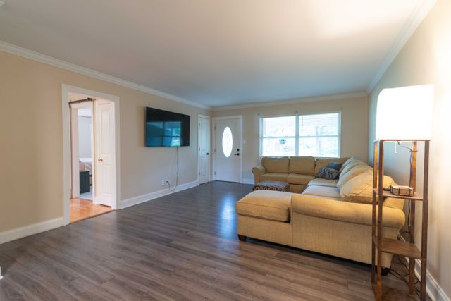 207 Old Fort St, Tullahoma, TN 37388