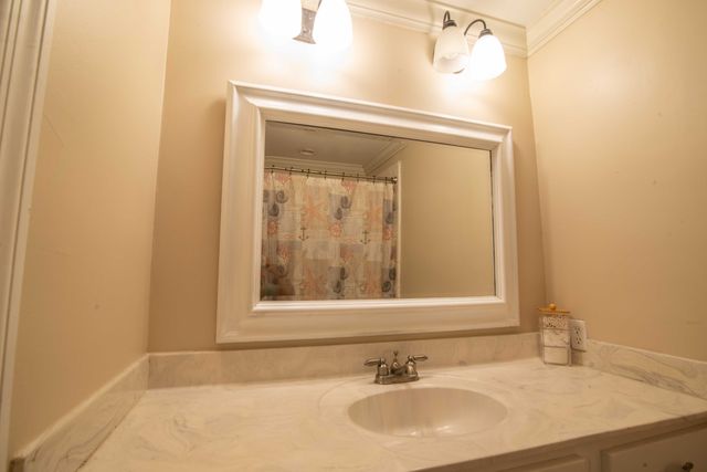 207 Old Fort St, Tullahoma, TN 37388