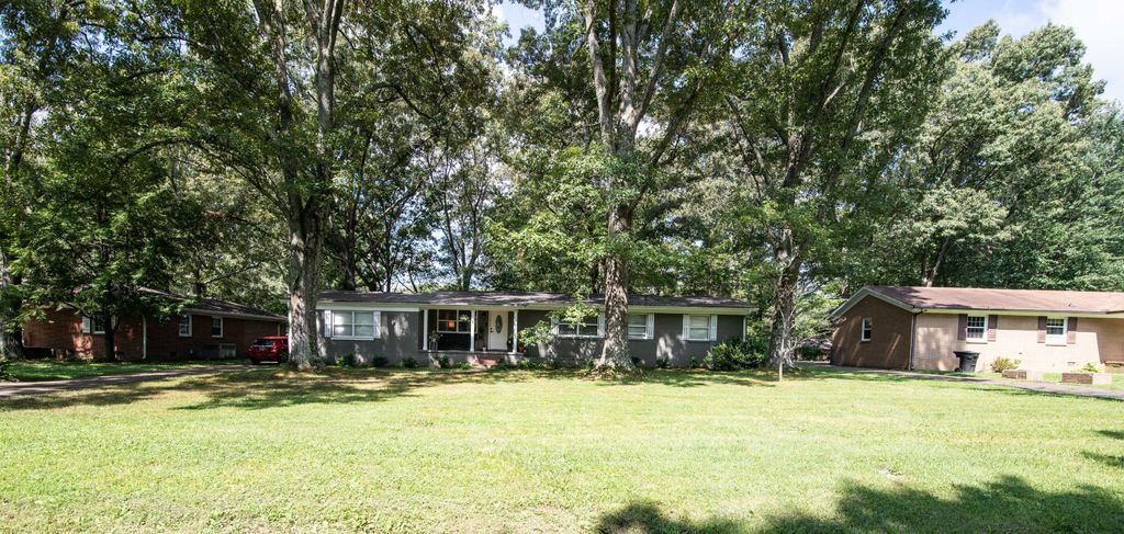 207 Old Fort St, Tullahoma, TN 37388