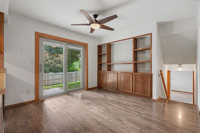 2117 Tilbury Road, Waterloo, IA 50701