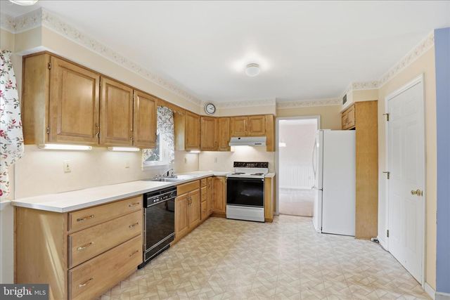 101 MISTY LN, Reading, PA 19606