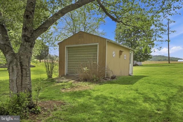 101 MISTY LN, Reading, PA 19606
