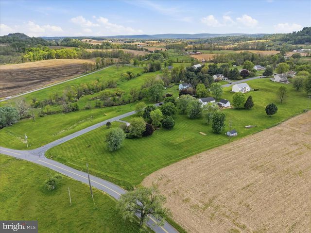 101 MISTY LN, Reading, PA 19606