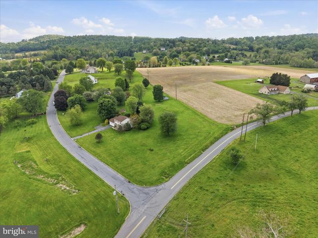 101 MISTY LN, Reading, PA 19606