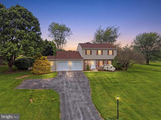 101 MISTY LN, Reading, PA 19606