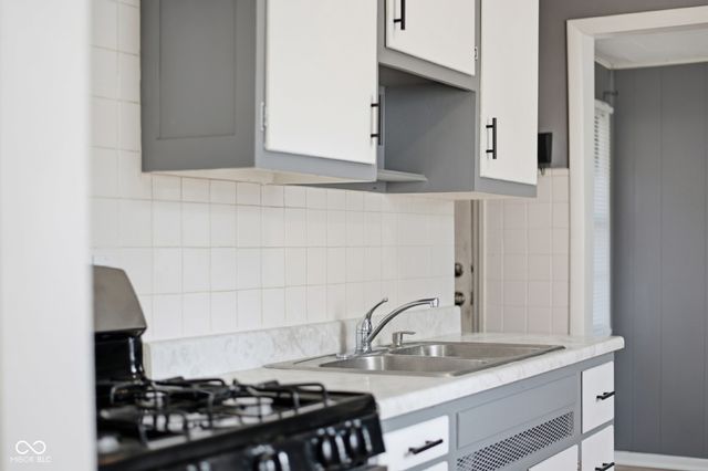 41 N Cherry Street, Columbus, IN 47201