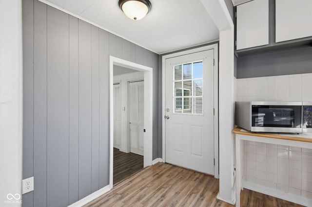 41 N Cherry Street, Columbus, IN 47201