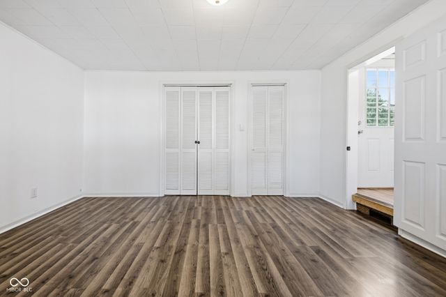 41 N Cherry Street, Columbus, IN 47201