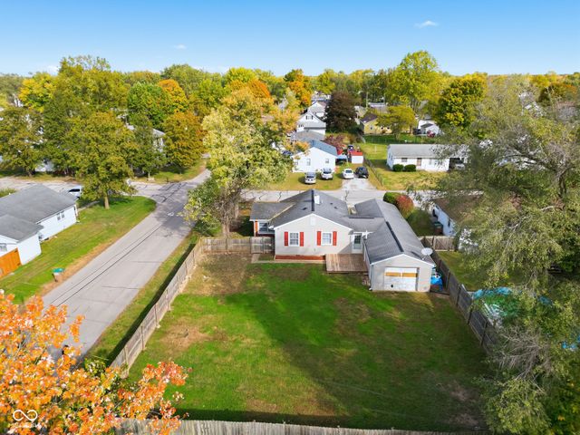 41 N Cherry Street, Columbus, IN 47201