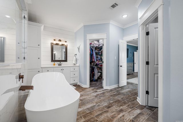 100 Opie Drive, Cabot, AR 72023